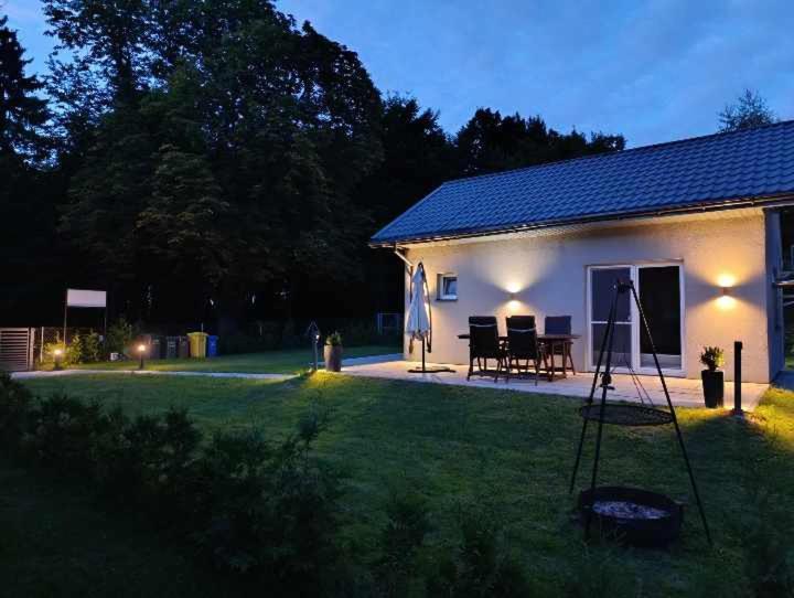 Dom Wypoczynkowy Pod Kasztanem 1 Nad Jeziorem Wartkowo Esterno foto